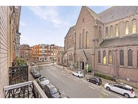 maison de maître à vendre à schaerbeek!