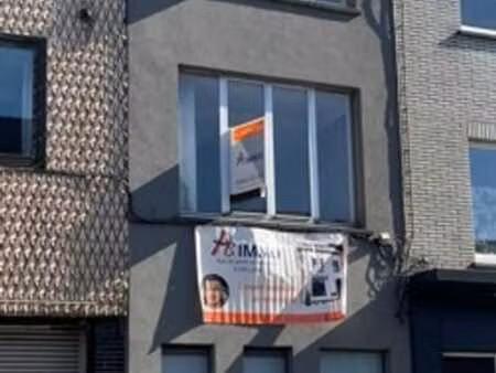 maison style bel étage  2f. de ± 117 m² sur 63ca  4ch