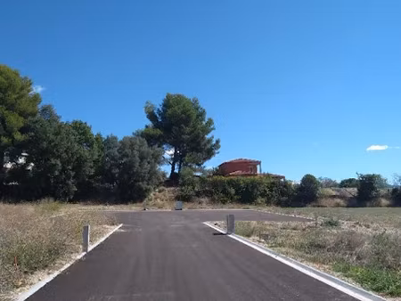 vente terrain 800 m² à aubagne (13400)  330 000 €