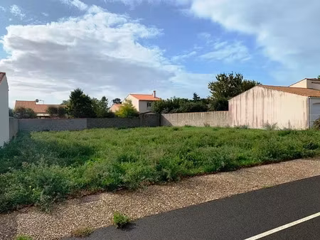 vente terrain 600 m² à lagord (17140)  405 000 €