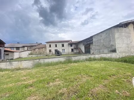 vente ferme 8 pièces 200 m² à saint-martin-la-sauveté (42260)  159 000 €