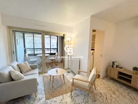 juan les pins – center bay– résidence de grand standing avec gardien  face mer