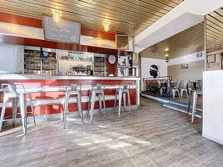 restaurant - bar - glacier