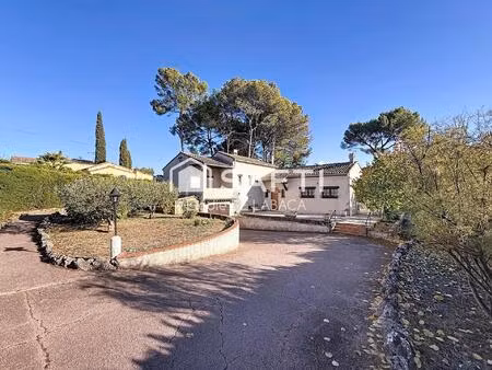 mougins maison 104 m2 sur un terrain de 1560 m2