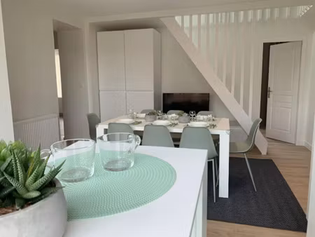 location meublée chambre 8 pièces 154 m² à lyon 8ème (69008)  490 €