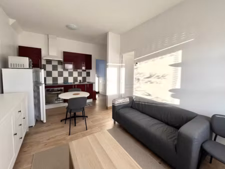 location meublée appartement 2 pièces 32.08 m² à tourcoing (59200)  590 €