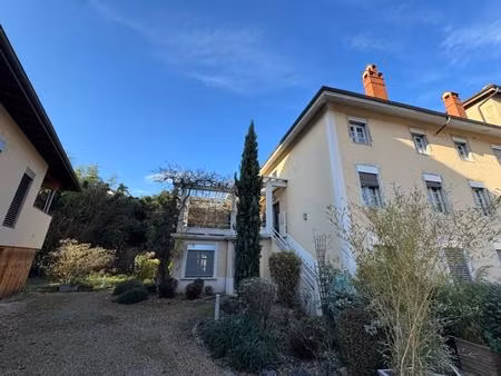 très bel appartement de type 3 et sa terrasse de 38 m2