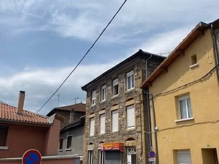 immeuble de rapport avec extérieur