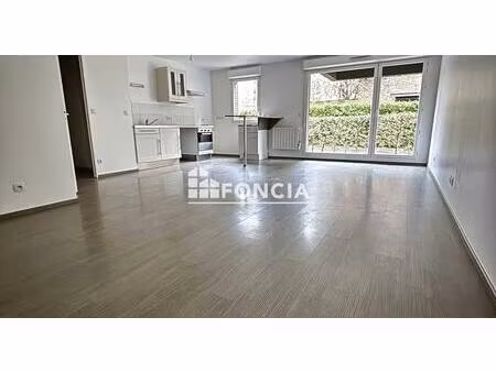 lille - type 3 de 70 m2 avec terrasse et un parking sécurisé en sous-sol - appartement rén