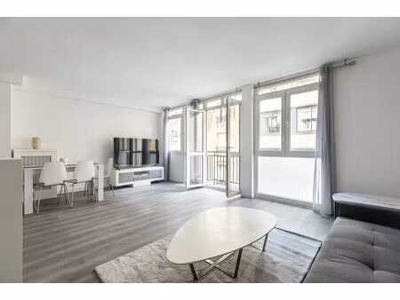 paris 17eme jouffroy/tocqueville 3/4 pieces en tres bon etat