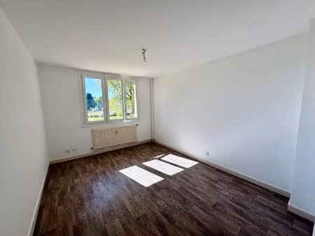 appartement t4 a louer a roanne - halage