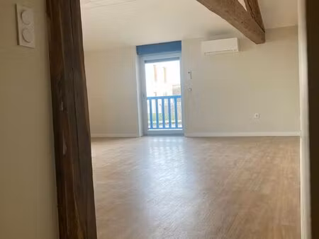 studio moderne à louer à revel