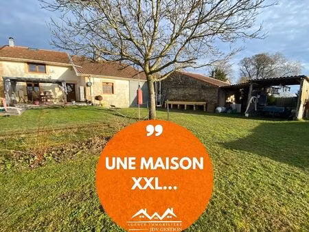 maison 6 pièces 245 m²