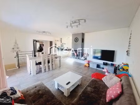 maison d'environ 109 m² avec vue panoramique