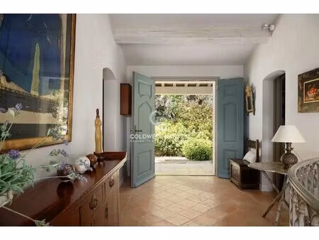 jolie villa provençale avec vue mer