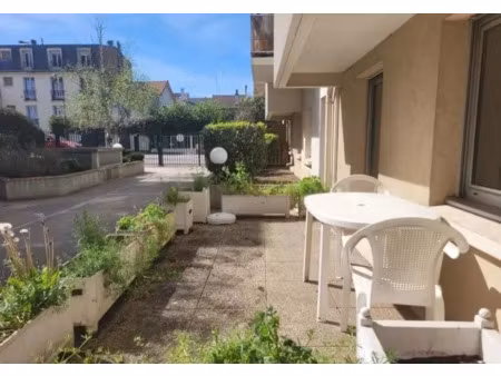 location meublée appartement 1 pièce 21 m² à viroflay (78220)  900 €