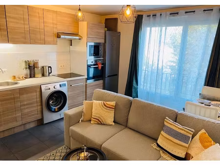 location meublée appartement 2 pièces 41 m² à vitry-sur-seine (94400)  1 100 €