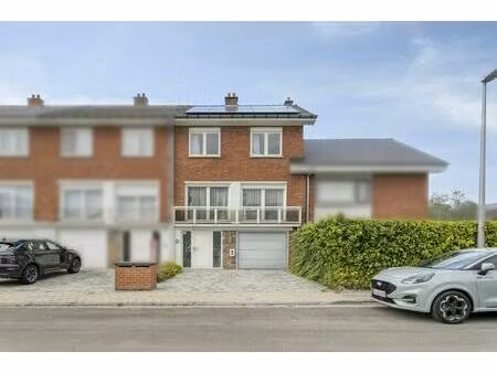 leuke instapklare woning op een centrale ligging te kortrijk