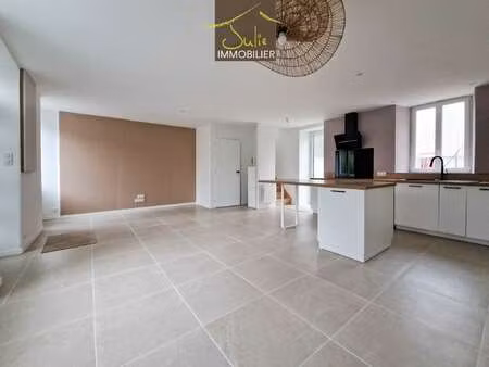 location maison à bressuire (79300) : à louer / 73m² bressuire