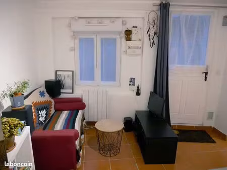 petit studio cosy 19m2 + terrasse + cagibi