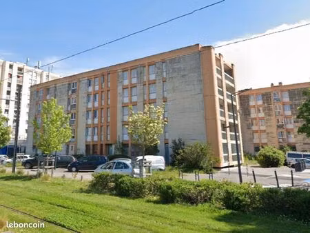 appartement 3 pièces 79 m²