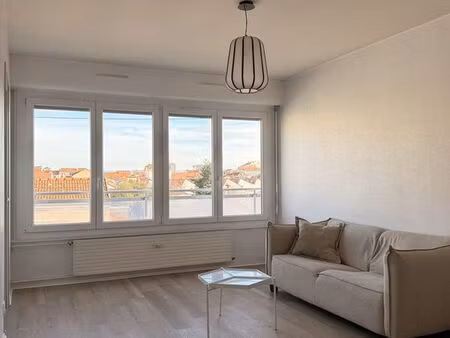 appartement 3 pièces 49 m²