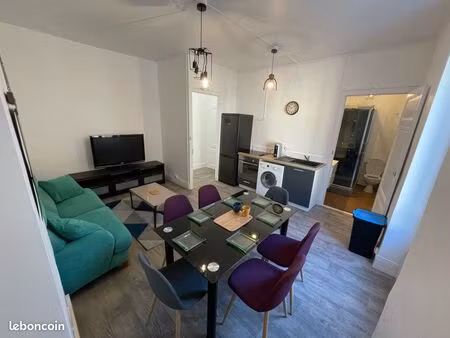 loue t3 meublé au calme eau froide comprise