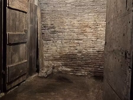 cave/ stockage hypercentre