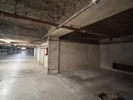 loue parking 12m² - la défense  courbevoie
