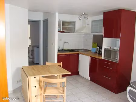 studio meublé avec couchage en mezzanine  centre de carquefou