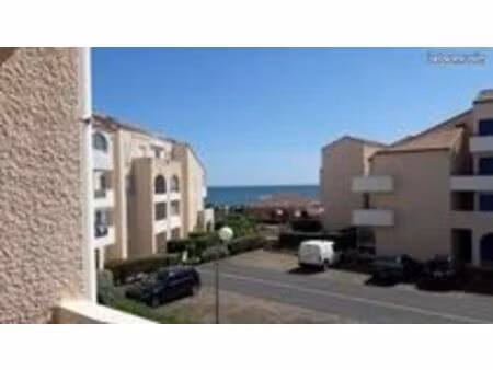 adorable t2  balcon vue sur mer  la pironnière