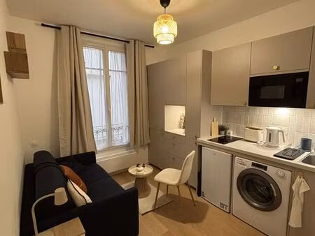 studio 1 pièce 13 m²