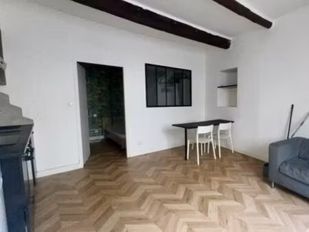 1p meublé apt 24 m2