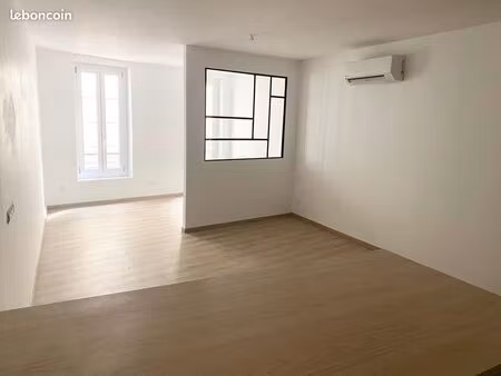 t1 44 77 m² rénové avec soin – rue du soubeyran