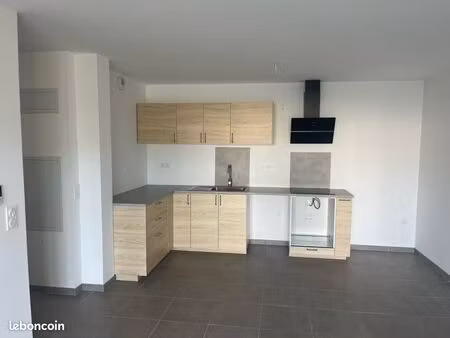 appartement 3 pièces 63 m²
