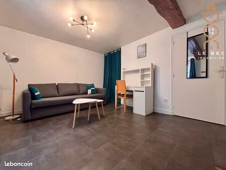 studio 1 pièce 25 m²