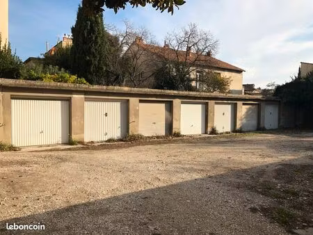 proche remparts  cv et gare centre