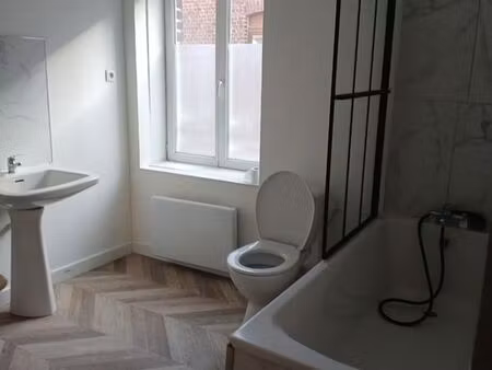 loue maison de ville