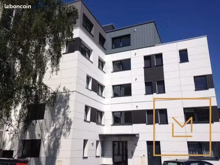 studio 1 pièce 24 m²