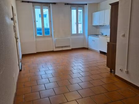 studio -saint-lys-plein centre