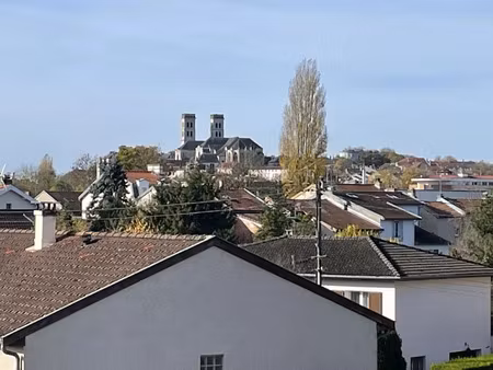 location appartement 4 pièces 84 m² à verdun (55100)  800 €