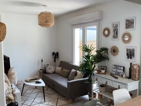 t2 meublé avec jardin