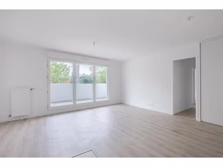 location appartement 1 pièce 30 m² à meudon la foret (92360)  845 €