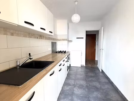 location appartement 4 pièces 68.85 m² à ajaccio (20000)  905 €