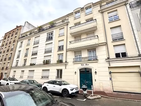 location appartement 2 pièces 45.05 m² à montrouge (92120)  1 110 €
