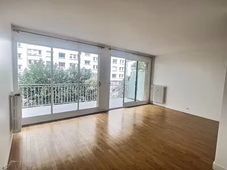 location appartement 2 pièces 56.2 m² à saint-cloud (92210)  1 344 €