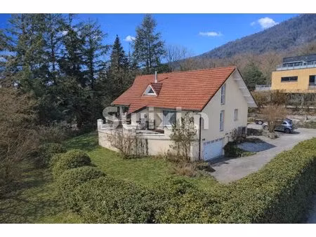 maison individuelle t7 de 321m2 sur terrain de 1'030m2!