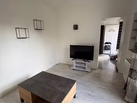 location maison 2 pièces 40 m² à chatillon (92320)  1 050 €