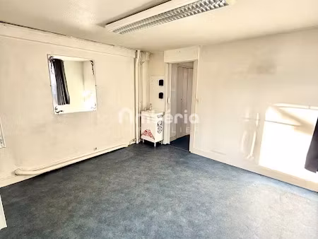 location locaux professionnels 20 m² à saint-jean-le-blanc (45650)  340 €