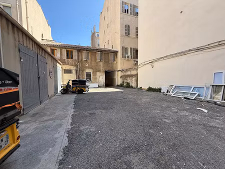 location locaux professionnels 160 m² à marseille 1er (13001)  800 €